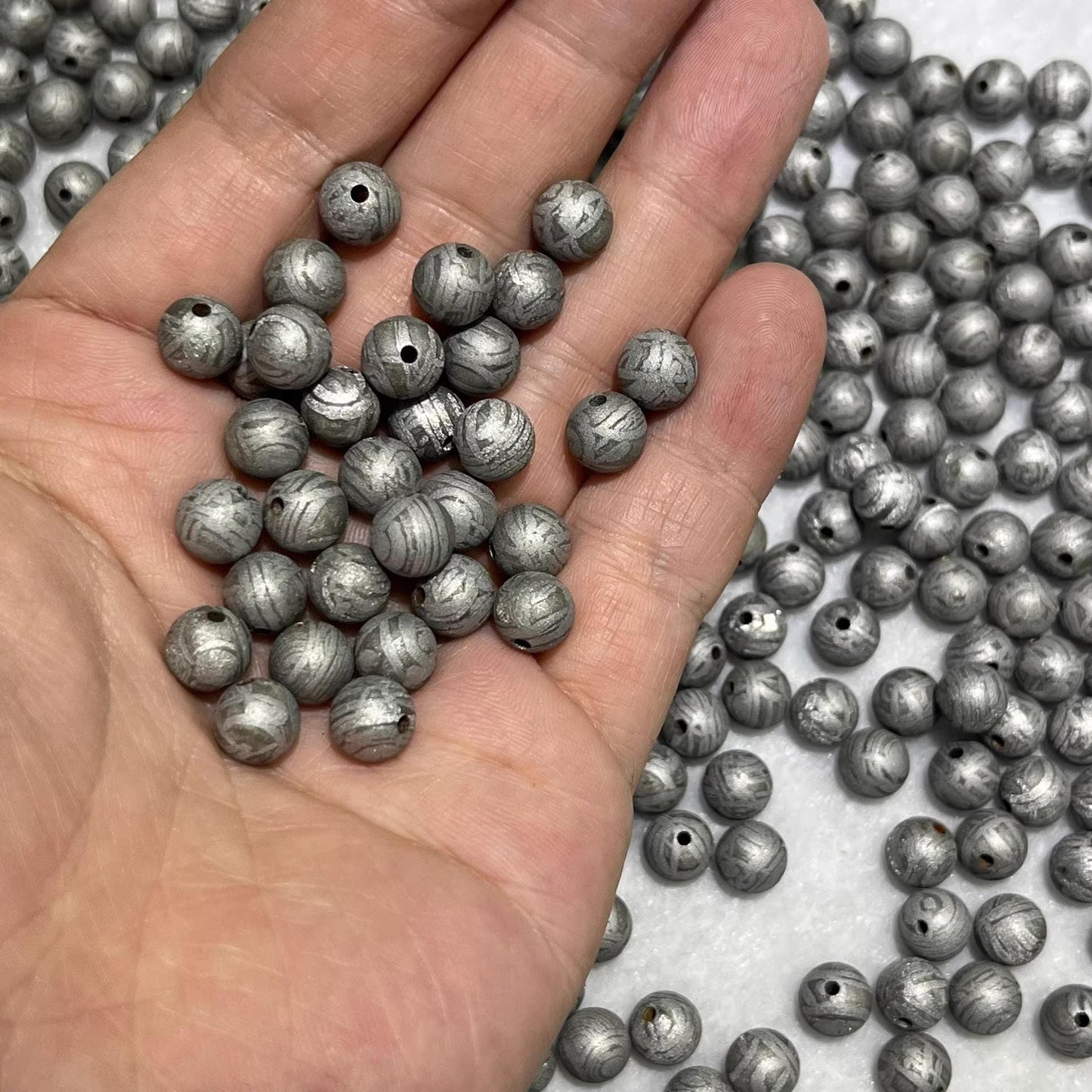 Iron meteorite Bead/Meteorite Specimen/Meteorite Ball/Meteorite Stone/Crystal Meteorite/Meteorite Chips/Meteorite Fragment