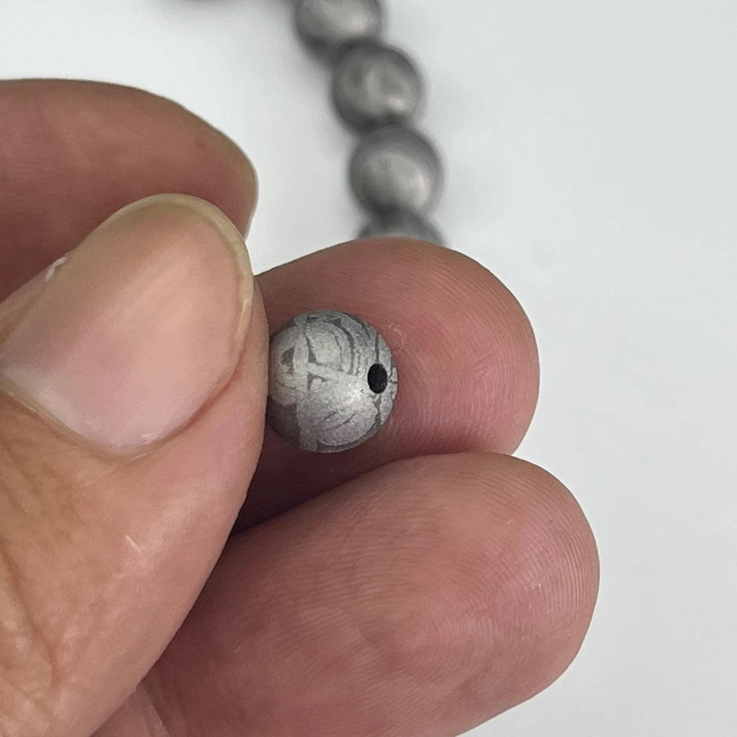 Iron meteorite Bead/Meteorite Specimen/Meteorite Ball/Meteorite Stone/Crystal Meteorite/Meteorite Chips/Meteorite Fragment