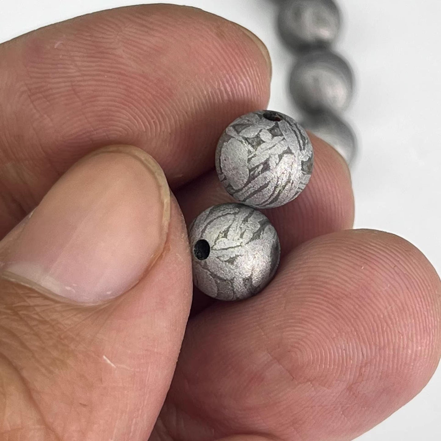 Iron meteorite Bead/Meteorite Specimen/Meteorite Ball/Meteorite Stone/Crystal Meteorite/Meteorite Chips/Meteorite Fragment