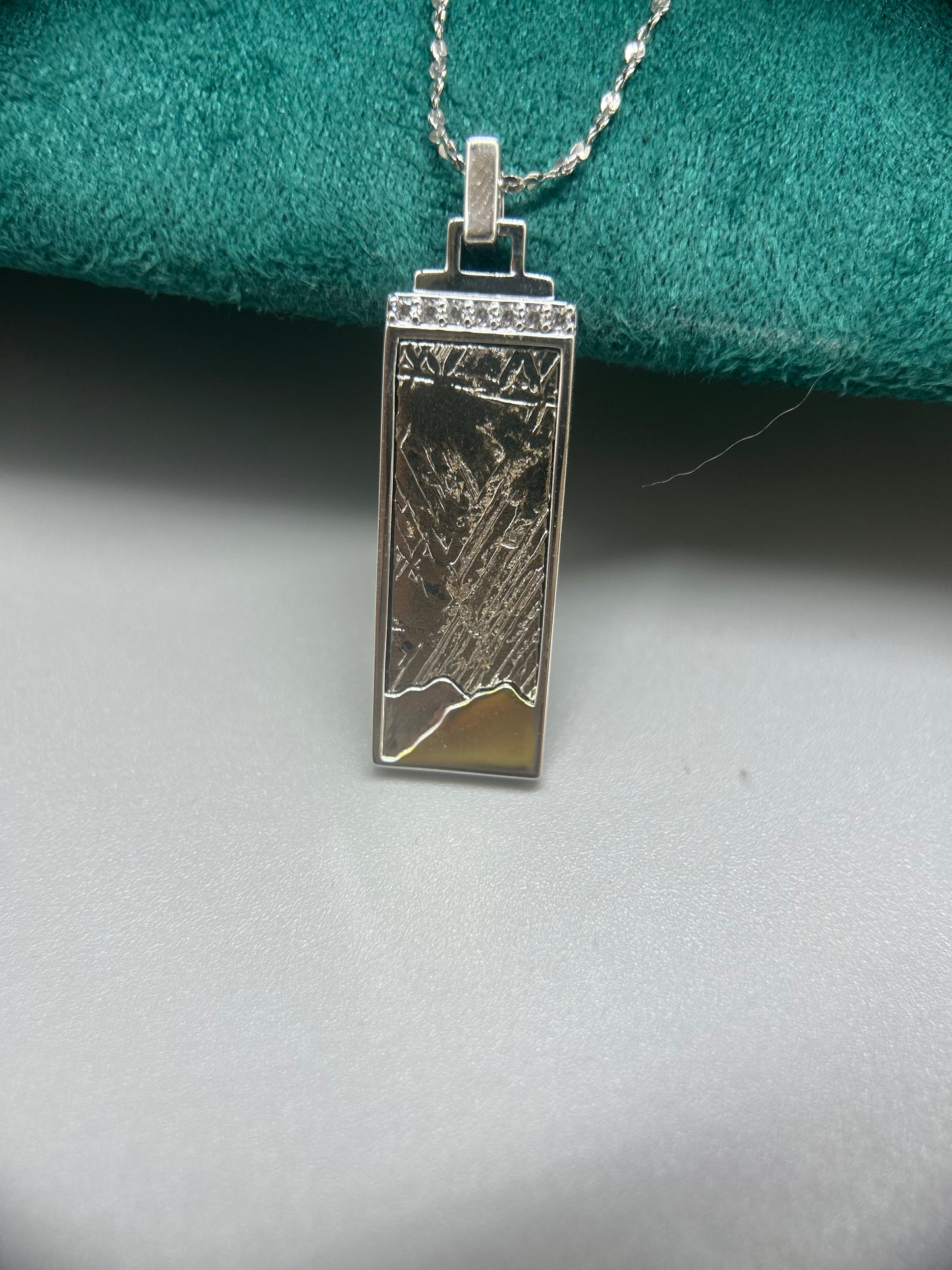 Iron meteorite Necklace pendant,Widmanstätten Pattern,36*12.5*2.5mm, Iron Meteorite Necklace,Unique Celestial Gift.