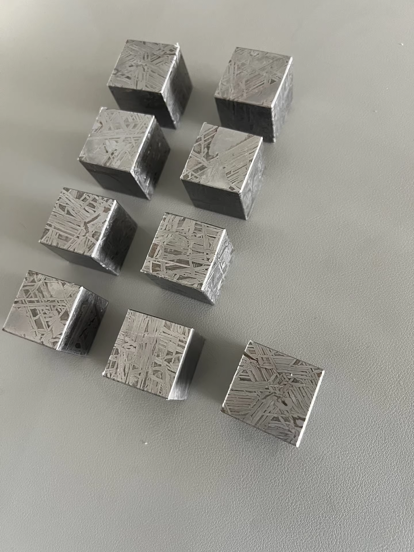Aletai Iron meteorite cube/Meteorite Specimen/Meteorite Slice/Meteorite Stone/Crystal Meteorite/Meteorite Chips/Meteorite Fragment