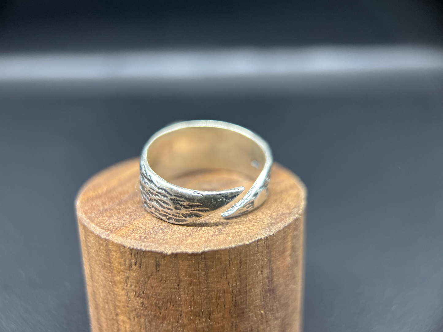 Meteorite Jewelry, Sericho Pallasite Meteorite Band Ring, Meteorite Ring, Meteorite Accessories,Star, Pallasite rings,Meteorite Wedding band rings
