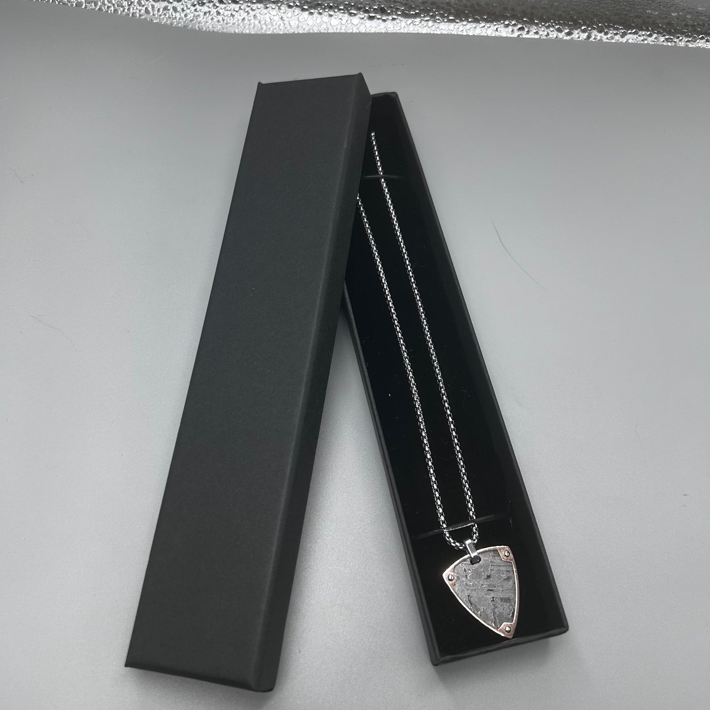 Iron meteorite Necklace pendant,Widmanstätten Pattern,28*24*4mm, Iron shield Necklace,Unique Celestial Gift.