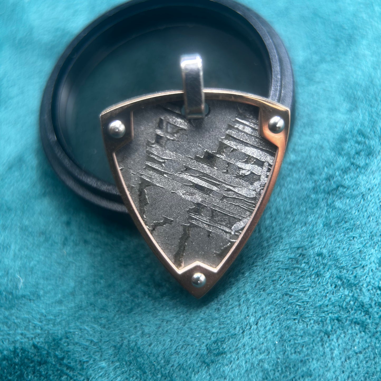 Iron meteorite Necklace pendant,Widmanstätten Pattern,28*24*4mm, Iron shield Necklace,Unique Celestial Gift.