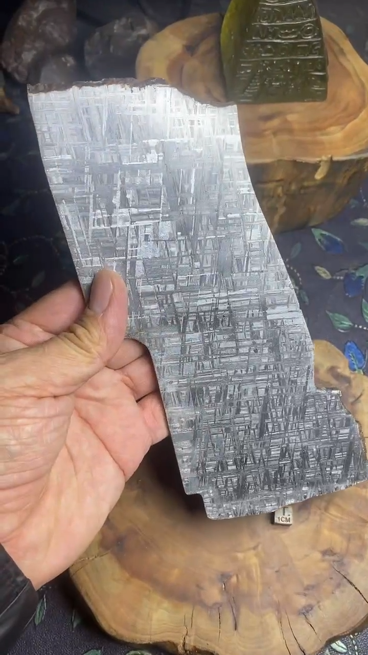 The Best Etched Muonionalusta meteorite/Meteorite Specimen/Meteorite Slice/Meteorite Chip/Meteorite Fragment