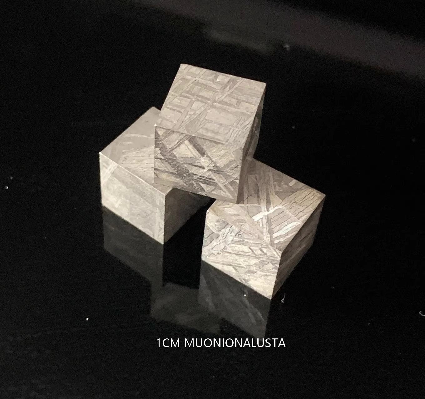 4.6 Billion Years Ago Muonionalusta meteorite/Meteorite cube/Muonionalusta Cube/High-Quality Meteorite/Meteorite Fragment 203 grams