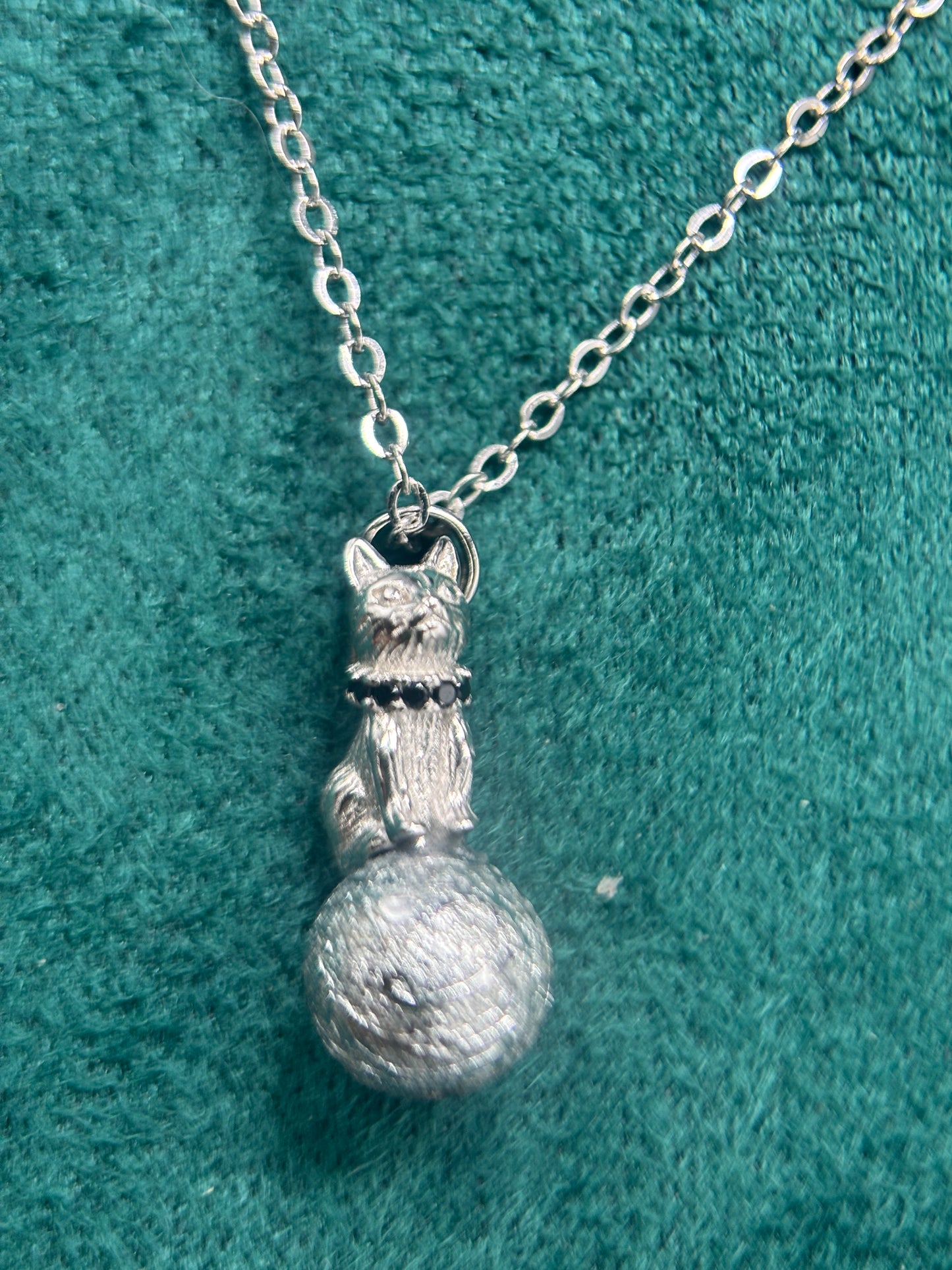 Sterling Silver Cat Meteorite Necklace, 8mm Altai Meteorite Bead, 925 Silver Kitty Pendant, Widmanstätten Pattern, Cute Gift for Her