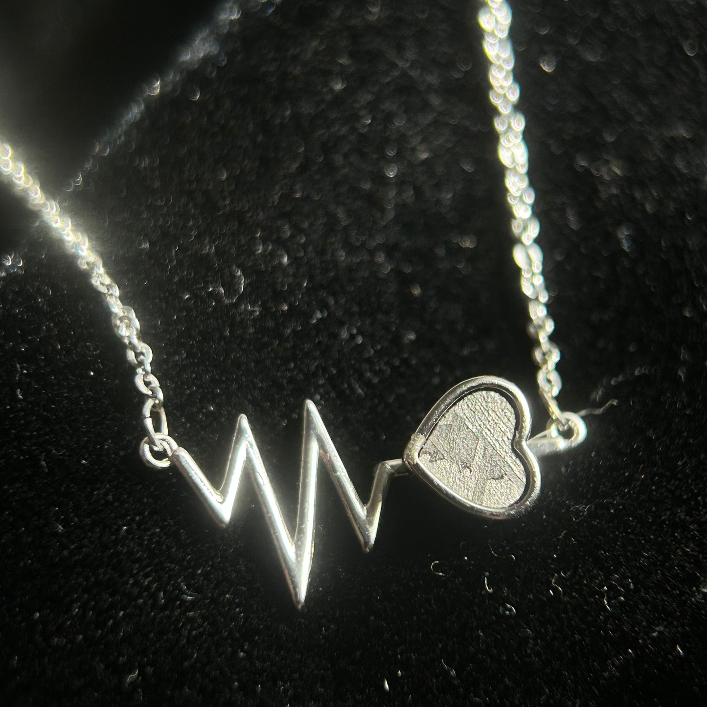 Heartbeat + Heart Muonionalusta Meteorite Pendant Necklace | 925 Silver Setting | 35×15×4mm | Gift Box + COA