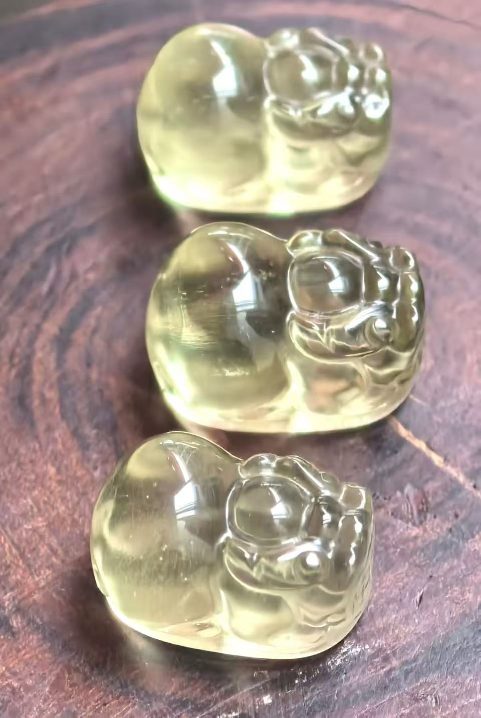Libyan Desert Glass Kirin Totem–Rare Hand-Carved Mini Tektite Statue|Feng Shui Power Symbol,Meteorite Crystal Sculpture,Spiritual Luck Charm