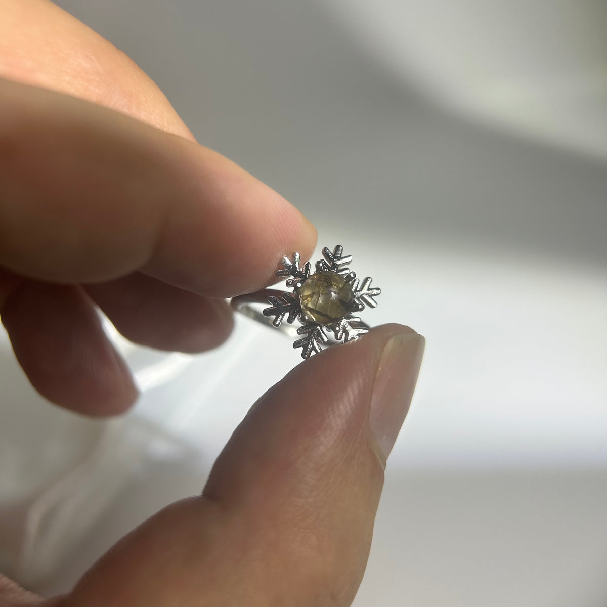 Christmas Snowflake Meteorite Ring – Genuine Sericho Pallasite, Adjustable Copper Ring, Spin Snowflake Ring, Gift Box & Certificate
