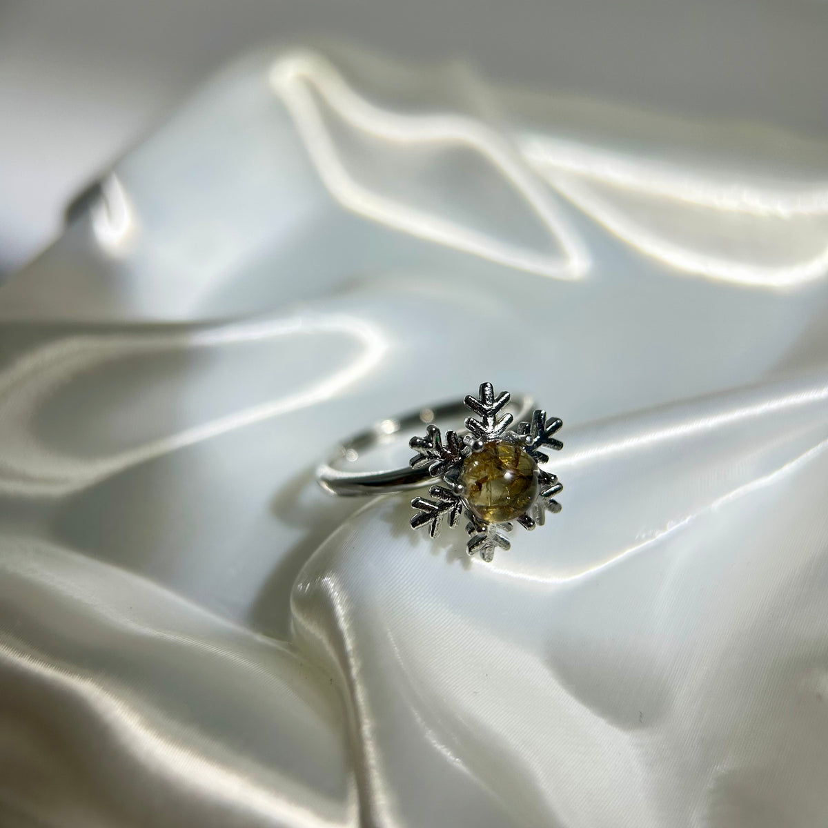 Christmas Snowflake Meteorite Ring – Genuine Sericho Pallasite, Adjustable Copper Ring, Spin Snowflake Ring, Gift Box & Certificate