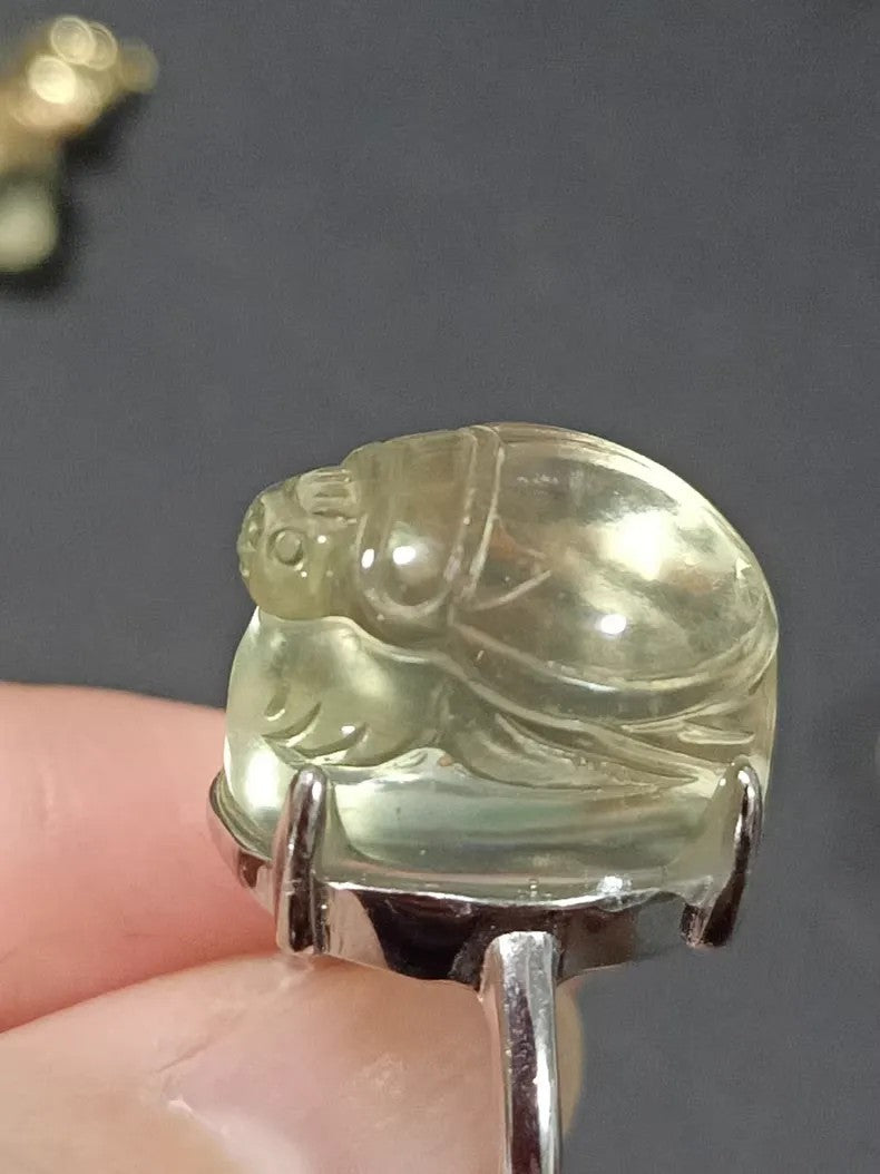 Bague Scarabée en Verre du Désert Libyen, Bague Déclaration en Tectite Sculptée à la Main, Impactite Authentique du Sahara, 20x15x8mm