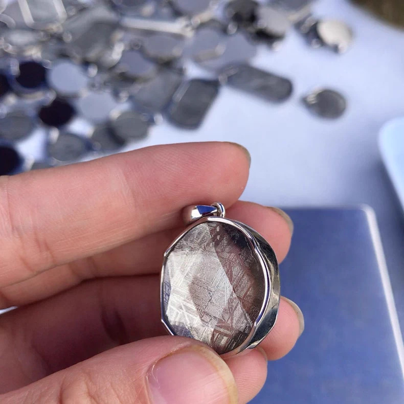 Colgante Redondo Chapado en Plata de Meteorito de Hierro Muonionalusta Genuino - Joyería de Meteorito Sanador Muonionalusta de 10-50mm