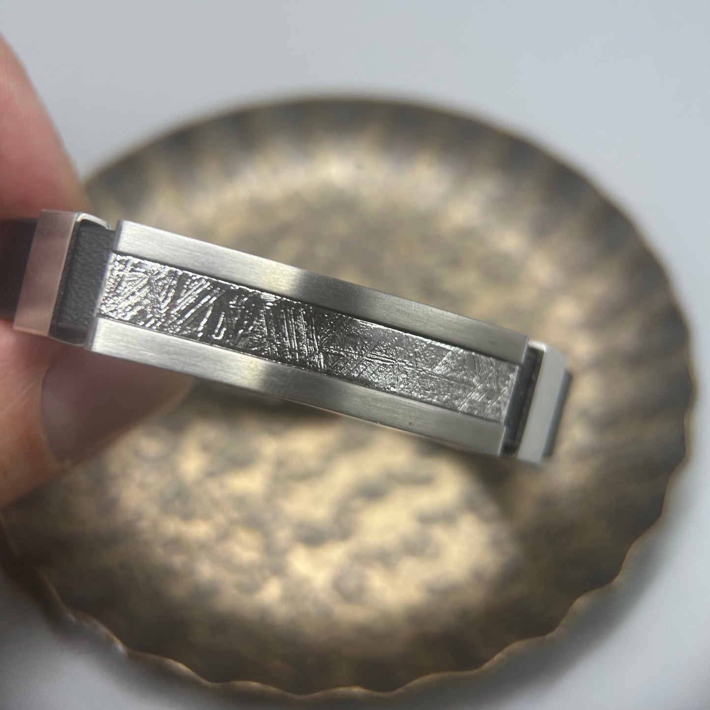 Iron Meteorite Bracelet — 30×12mm Etched Inlay | Widmanstätten Pattern — COA & Gift Box