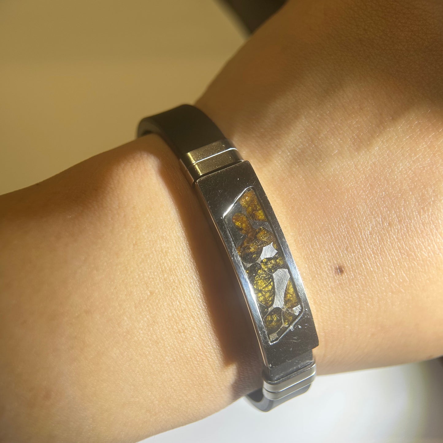 High Quality Kenya Sericho Pallasite-Inspired Bracelet (Unisex)| 17–20 cm| Minimalist Meteorite Jewelry Gift