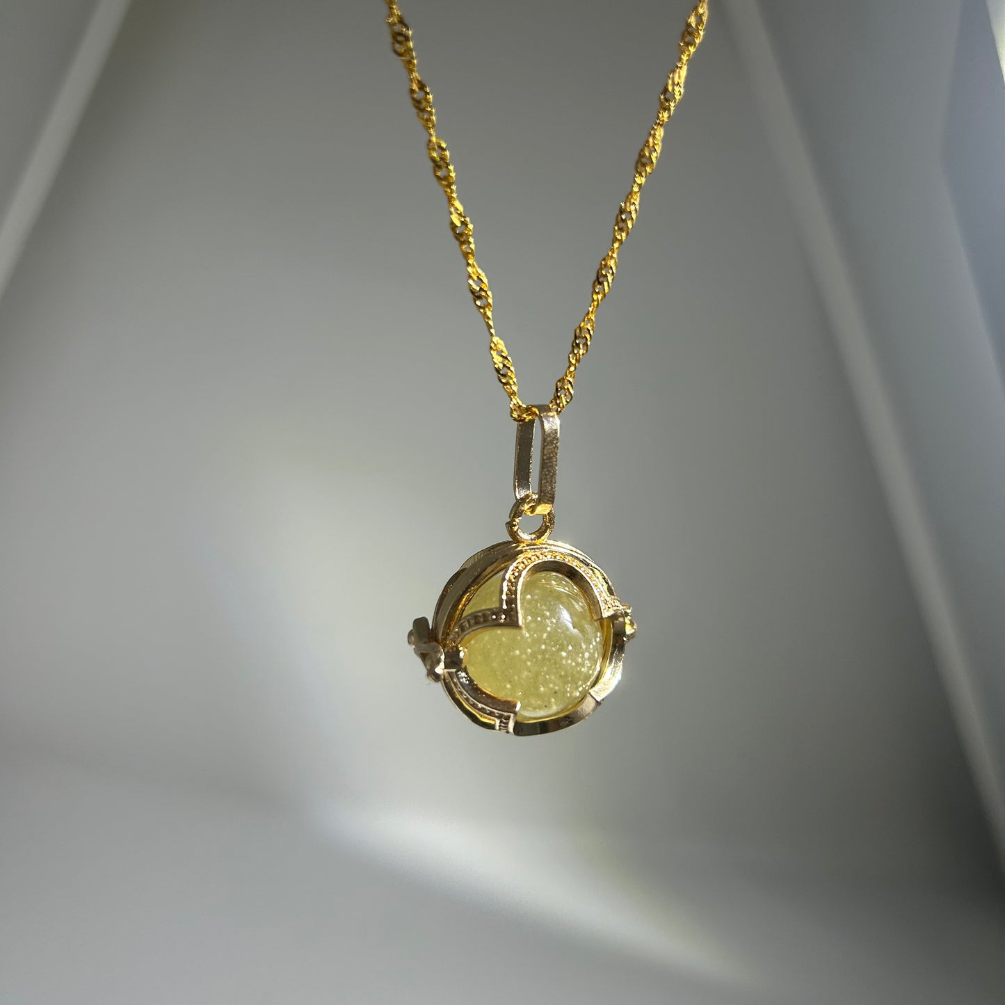 Libyan Desert Glass Pendant Necklace – 14mm Snowflake LDG Tektite, 20mm Halo Bezel, 925 Sterling Silver & 18K Gold, Meteorite Jewelry Gift