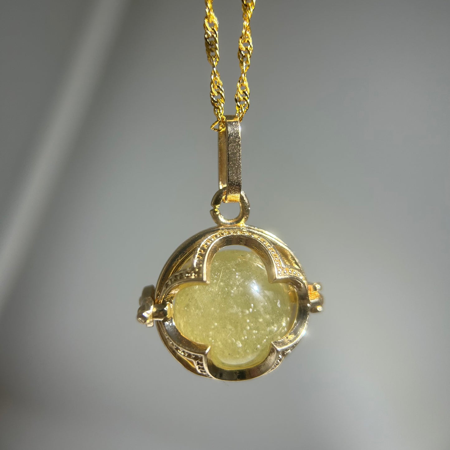 Libyan Desert Glass Pendant Necklace – 14mm Snowflake LDG Tektite, 20mm Halo Bezel, 925 Sterling Silver & 18K Gold, Meteorite Jewelry Gift