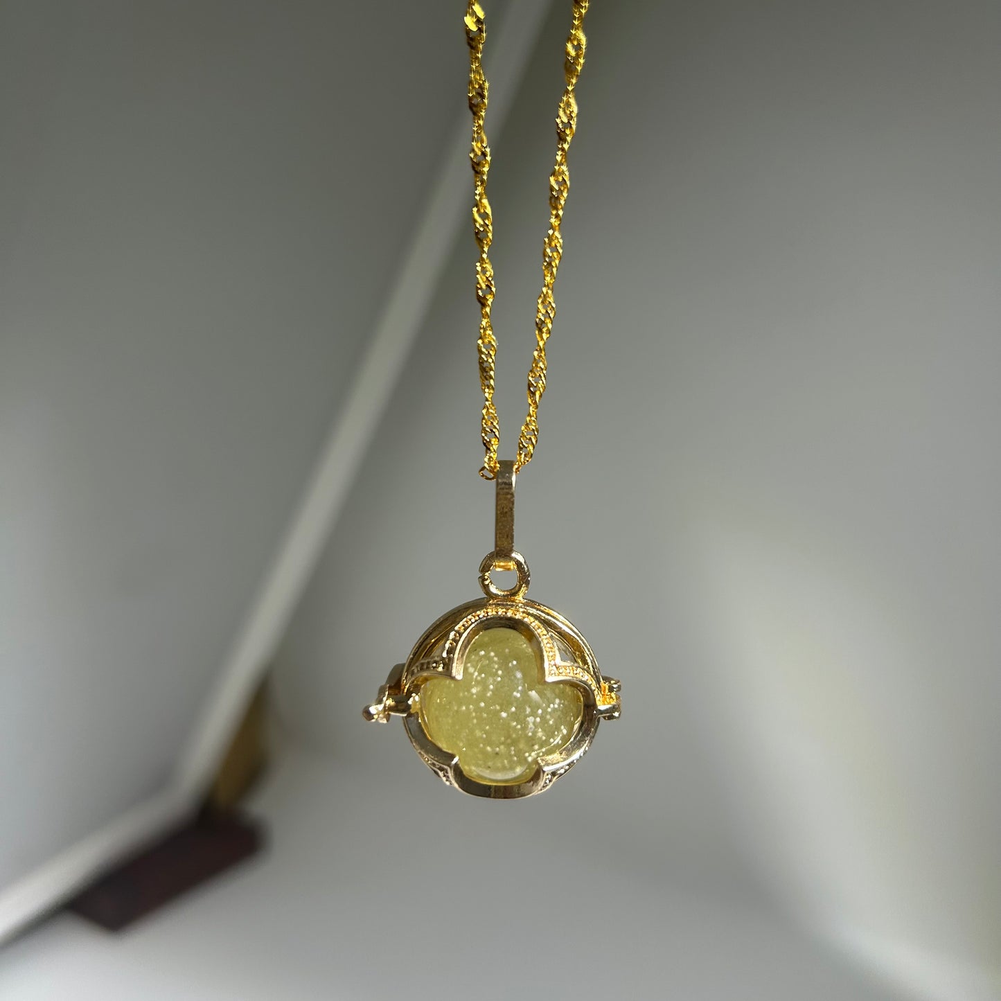 Libyan Desert Glass Pendant Necklace – 14mm Snowflake LDG Tektite, 20mm Halo Bezel, 925 Sterling Silver & 18K Gold, Meteorite Jewelry Gift