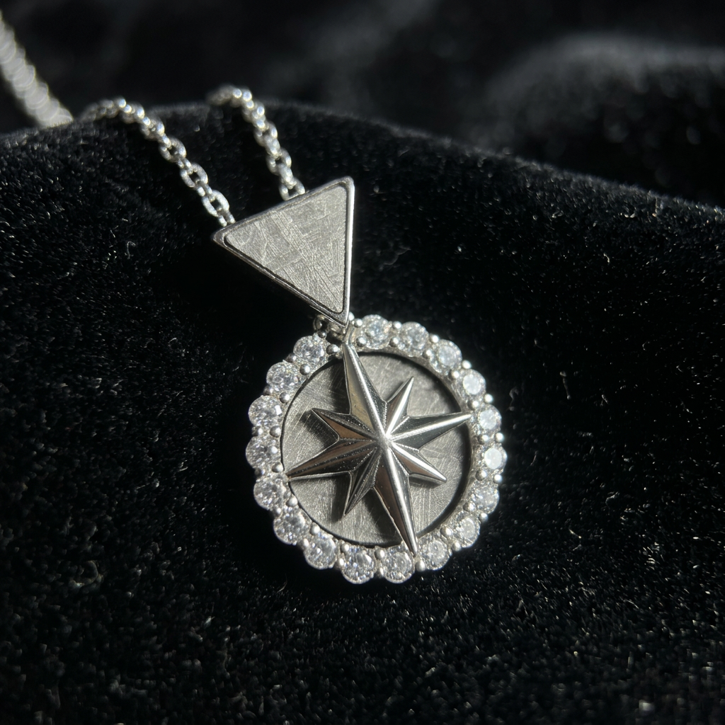 Muonionalusta Iron Meteorite Pendant Necklace – 925 Sterling Silver Compass Star Medallion, 27x15.2x3.1mm, Real Meteorite Jewelry Gift