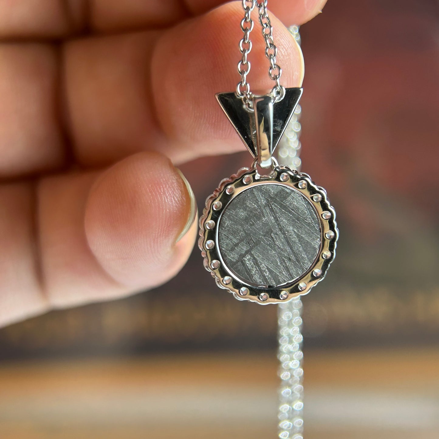 Muonionalusta Iron Meteorite Pendant Necklace – 925 Sterling Silver Compass Star Medallion, 27x15.2x3.1mm, Real Meteorite Jewelry Gift