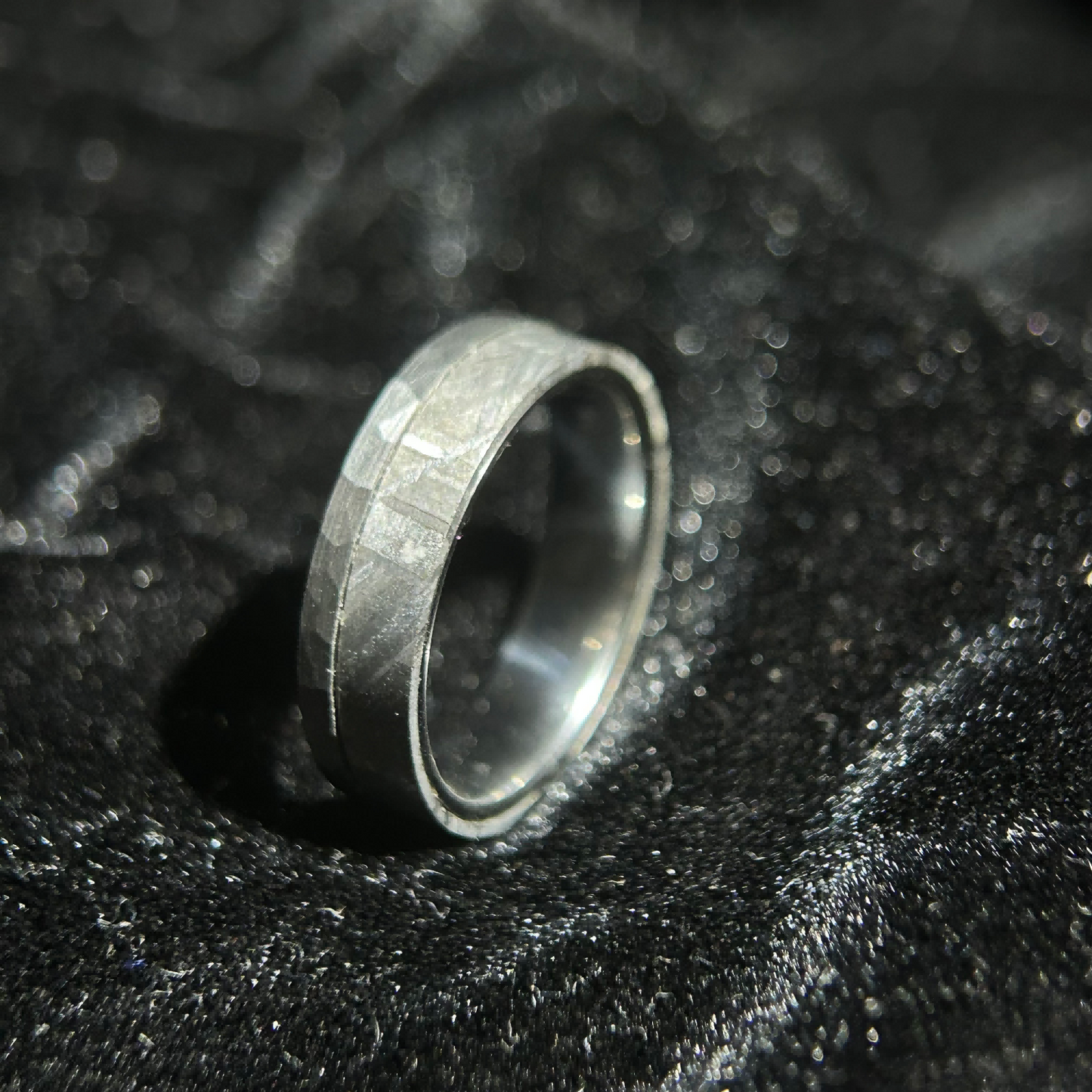 Top Muonionalusta Meteorite Ring Set | Titanium Band Set | Widmanstätten pattern Meteorite Jewelry