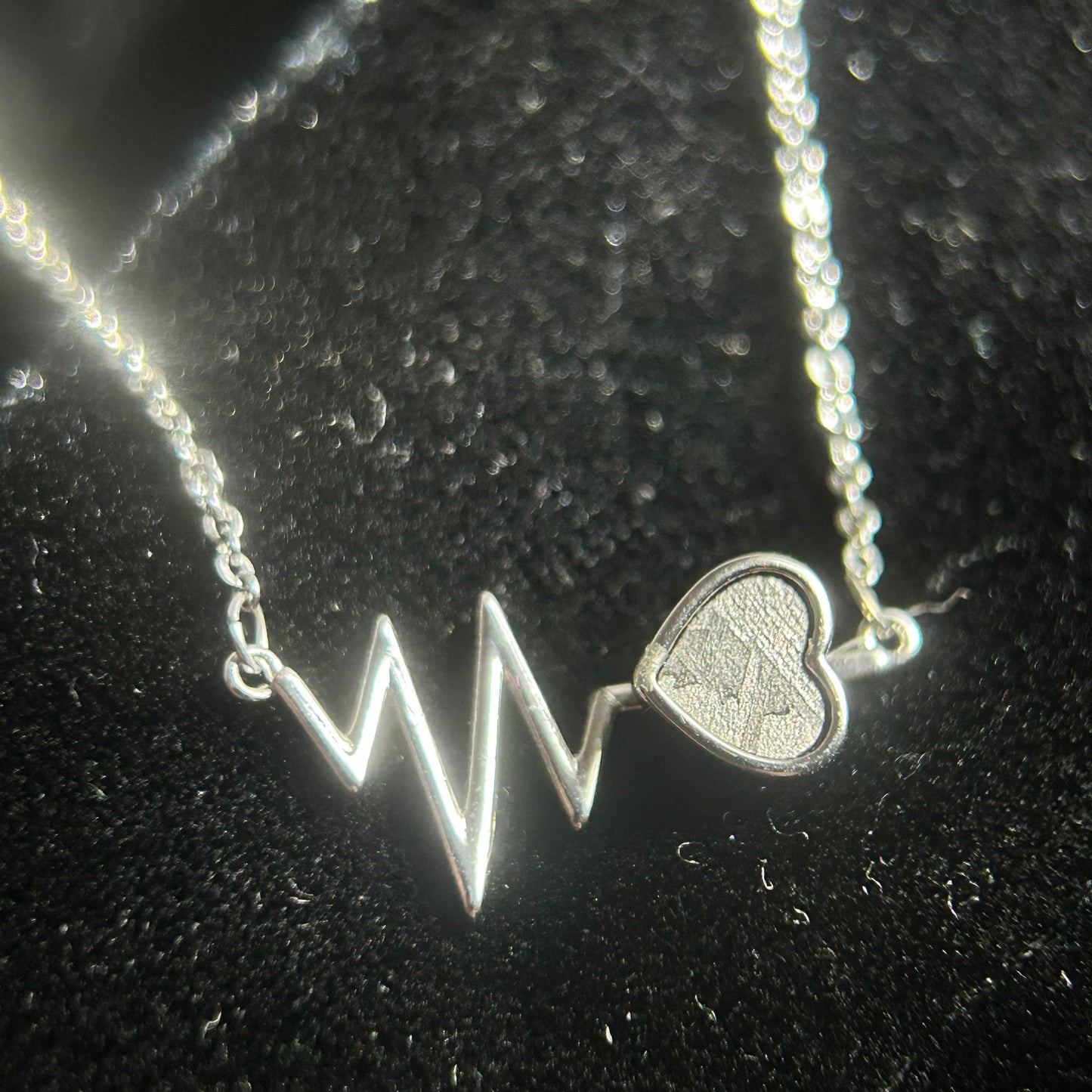 Heartbeat + Heart Muonionalusta Meteorite Pendant Necklace | 925 Silver Setting | 35×15×4mm | Gift Box + COA