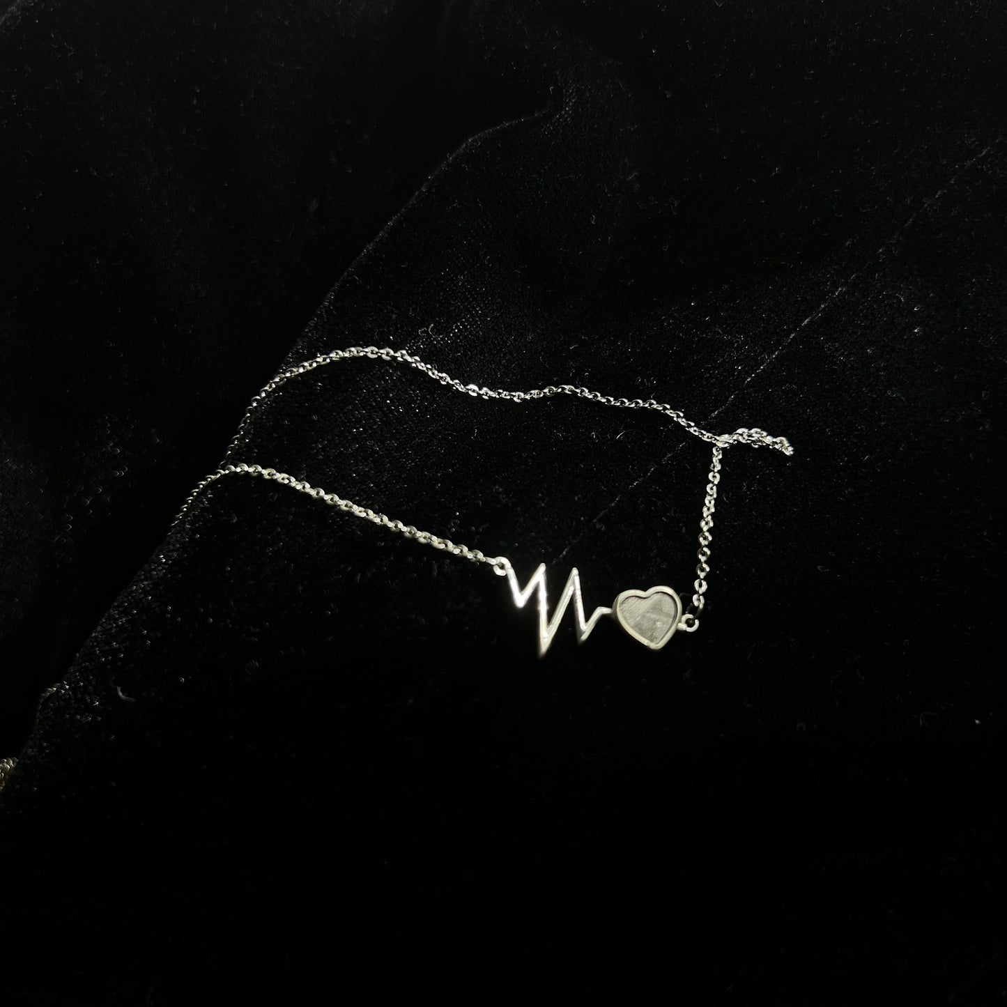 Heartbeat + Heart Muonionalusta Meteorite Pendant Necklace | 925 Silver Setting | 35×15×4mm | Gift Box + COA