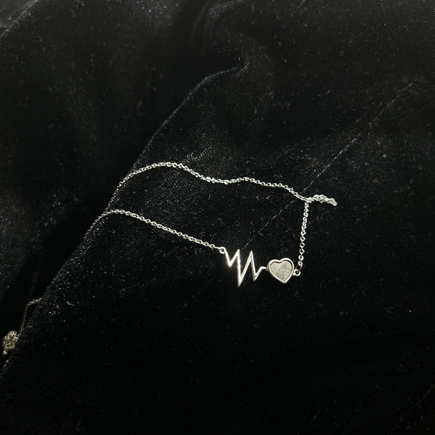 Heartbeat + Heart Muonionalusta Meteorite Pendant Necklace | 925 Silver Setting | 35×15×4mm | Gift Box + COA