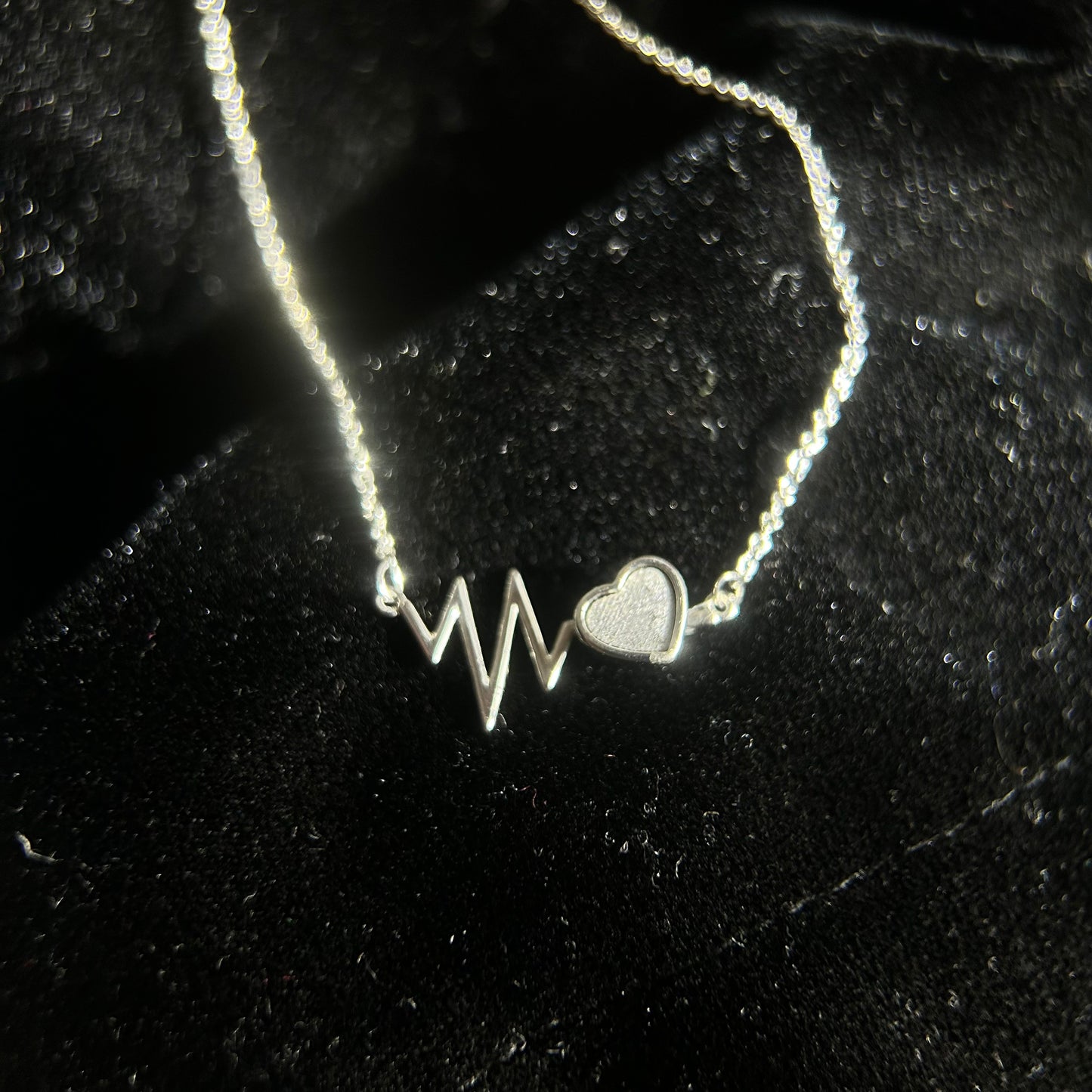 Heartbeat + Heart Muonionalusta Meteorite Pendant Necklace | 925 Silver Setting | 35×15×4mm | Gift Box + COA
