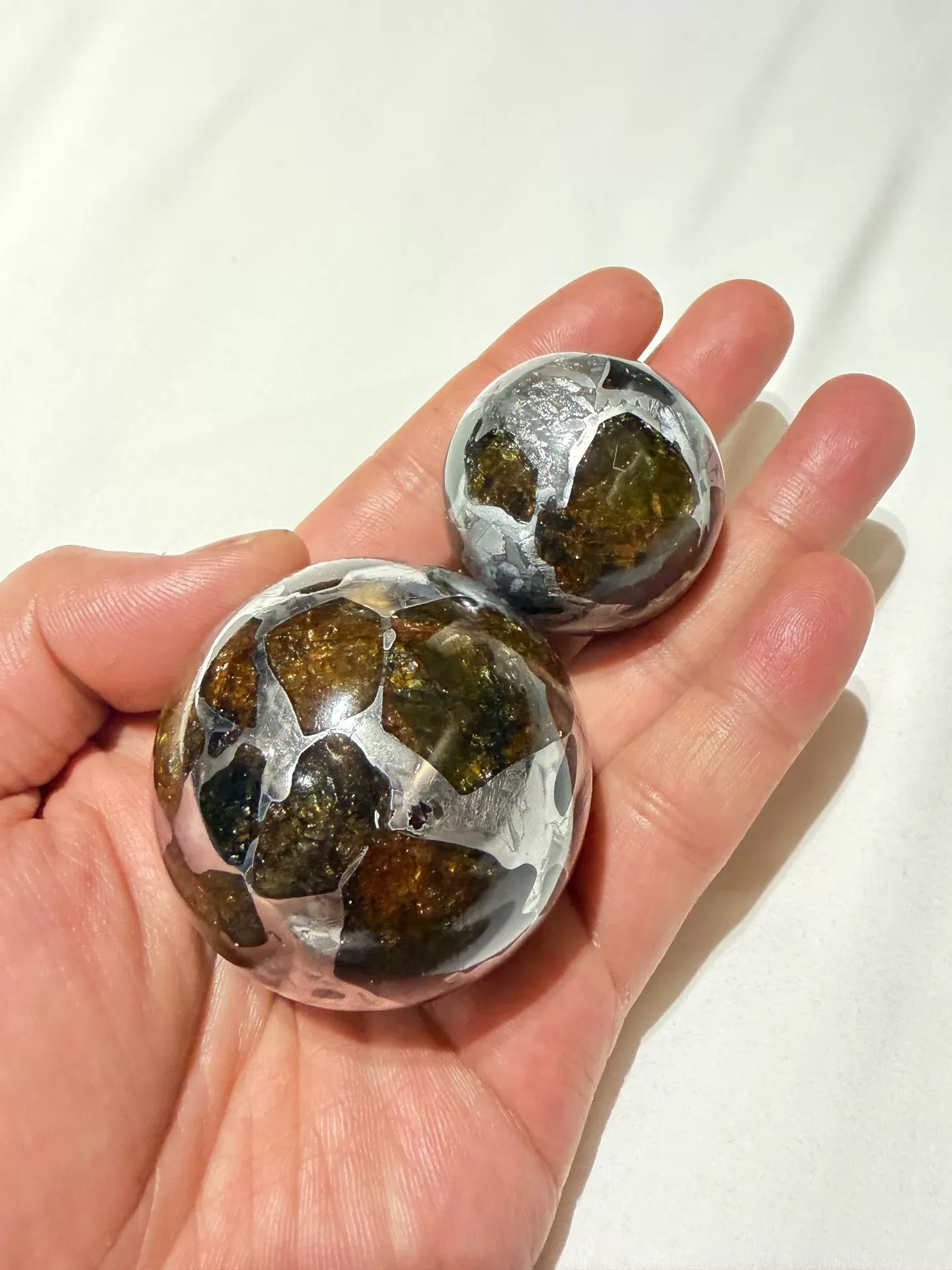Fukang Meteorite ball, about 141 grams, China National King of Pallasite Meteorite