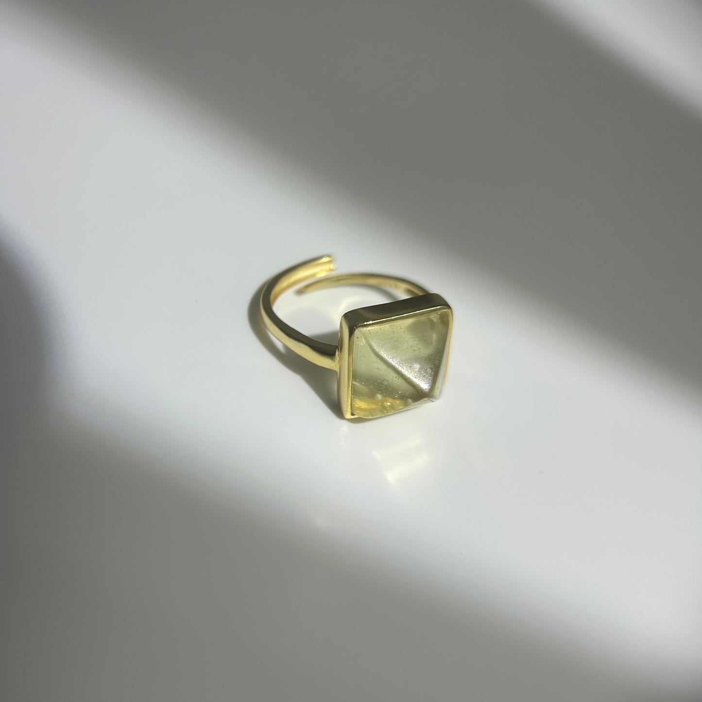 Libyan Desert Glass Ring, Pyramid Tetrahedron Statement Ring, Meteorite Impact Glass, Champagne Tektite, 925 Silver Gold Tone, Adjustable