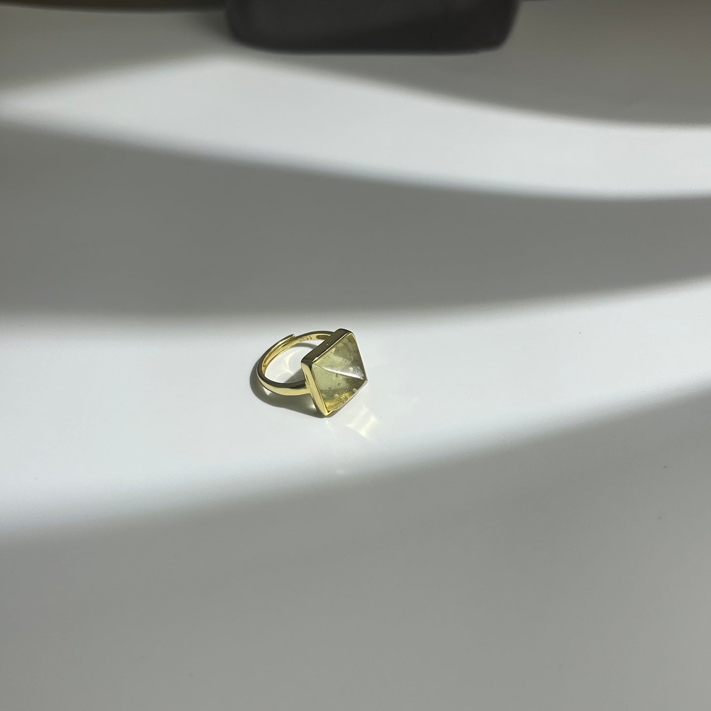 Libyan Desert Glass Ring, Pyramid Tetrahedron Statement Ring, Meteorite Impact Glass, Champagne Tektite, 925 Silver Gold Tone, Adjustable