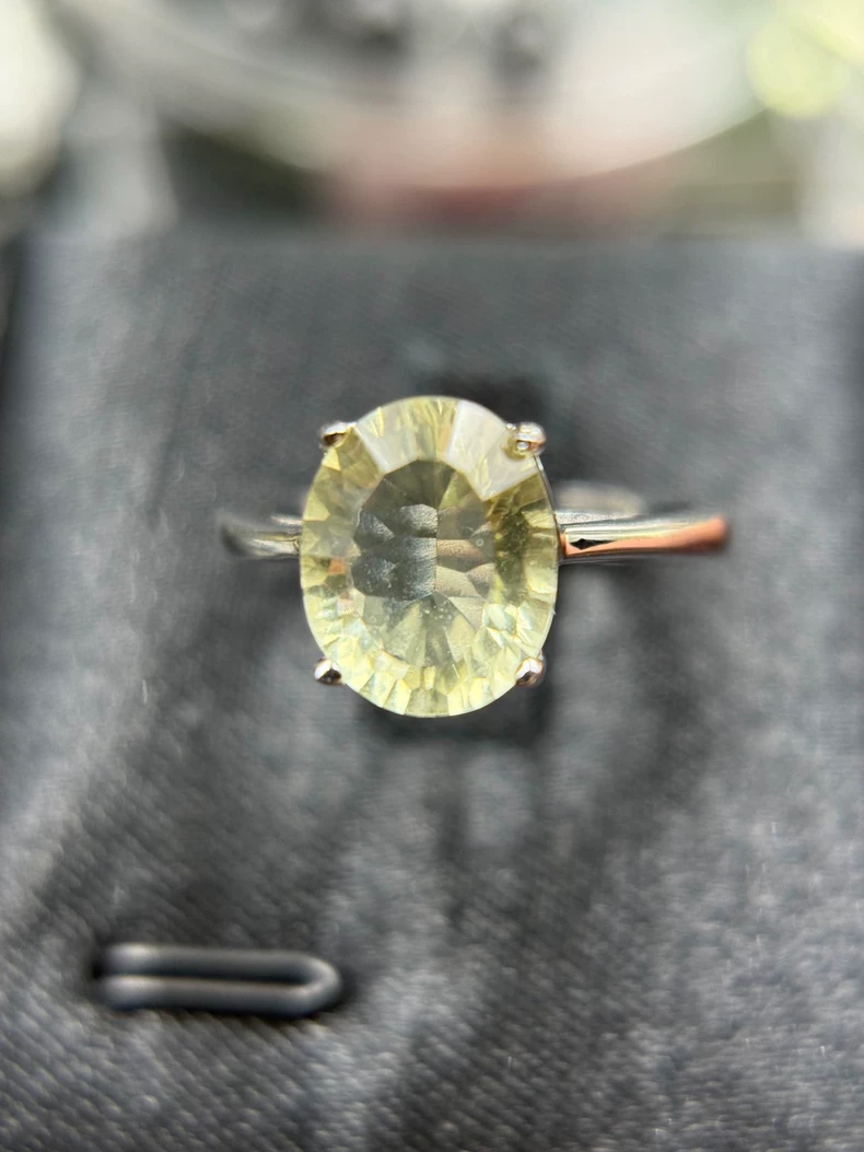 Libyan Desert Glass Ring | 8x10mm Oval Faceted Tektite | Silver‑Tone Prong Setting with Side Stones | Gift Box Included