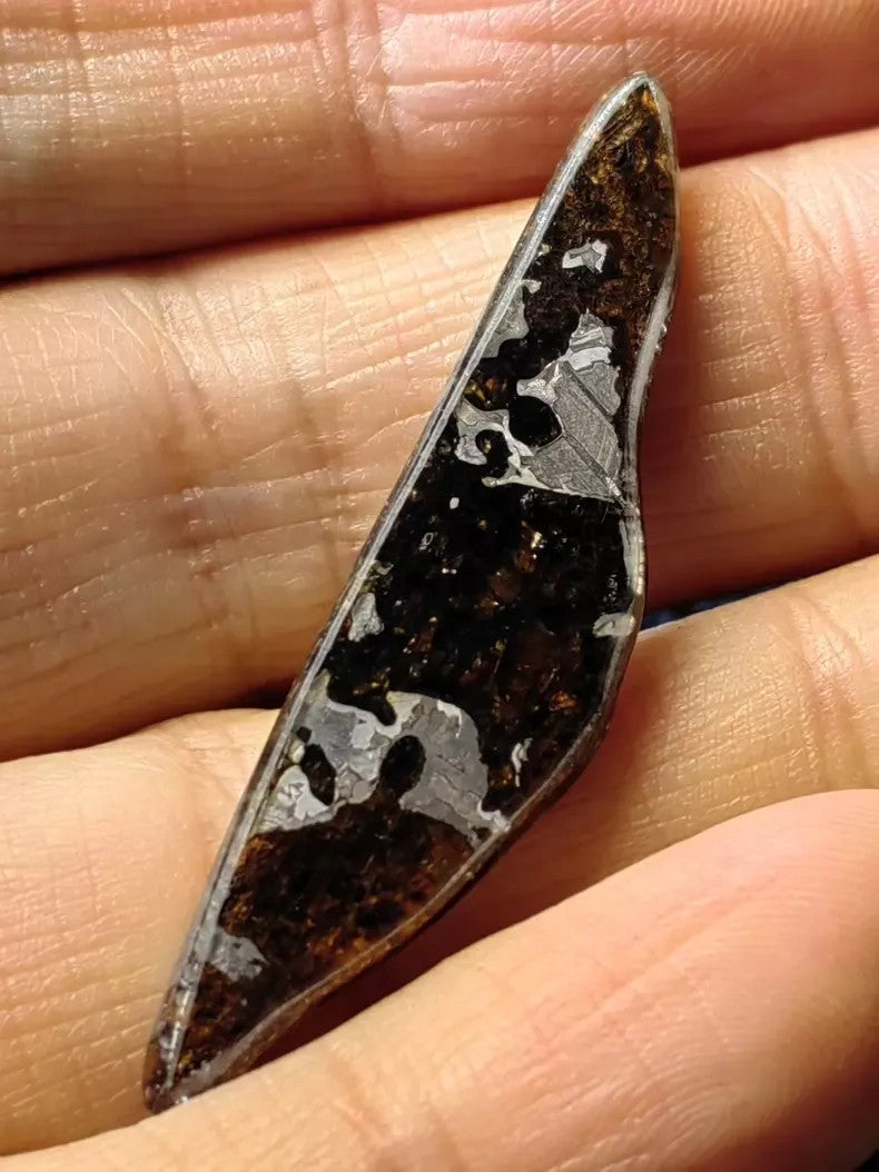 Rare Eagle Station Heihe Shengli Pallasite Slice – 42*16*4mm – Nickel-Iron Matrix with Olivine