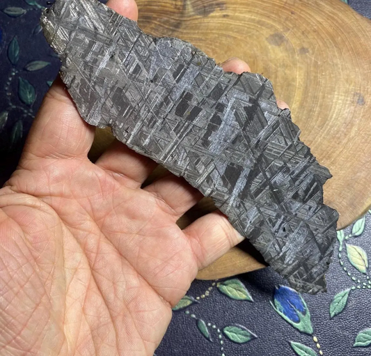 414 grams High Quality Etched Muonionalusta meteorite/Meteorite Specimen/Meteorite Slice/Meteorite Chip/Meteorite Fragment/Meteorite End Cut 414g