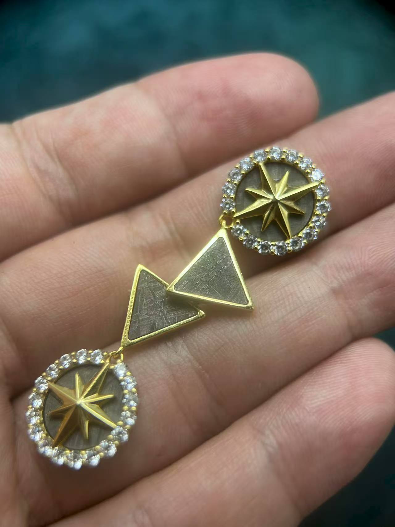 Muonionalusta meteorite earring, Widmanstätten Pattern,27*15*3mm, Handcrafted Space iron Earrings, Unique Celestial Gift, Polaris earrings
