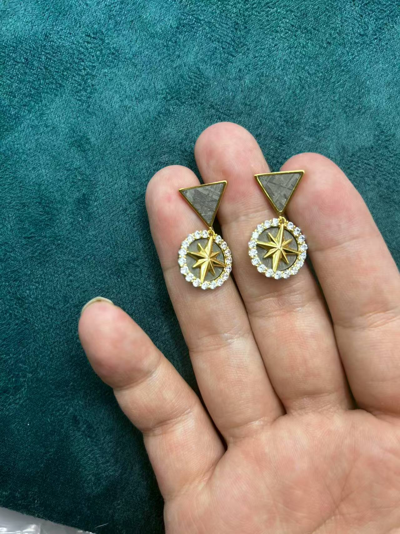 Muonionalusta meteorite earring, Widmanstätten Pattern,27*15*3mm, Handcrafted Space iron Earrings, Unique Celestial Gift, Polaris earrings