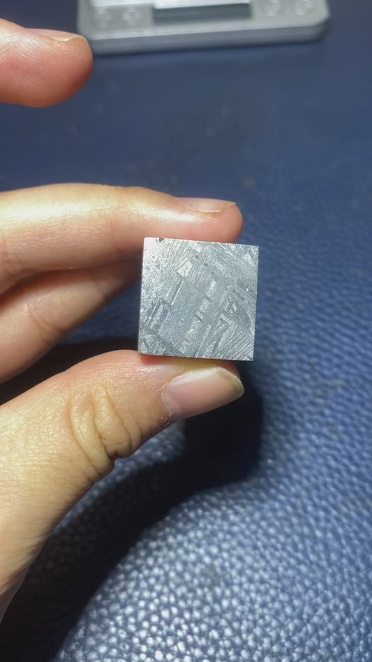 Top Quality 20mm Muonionalusta iron meteorite cube
