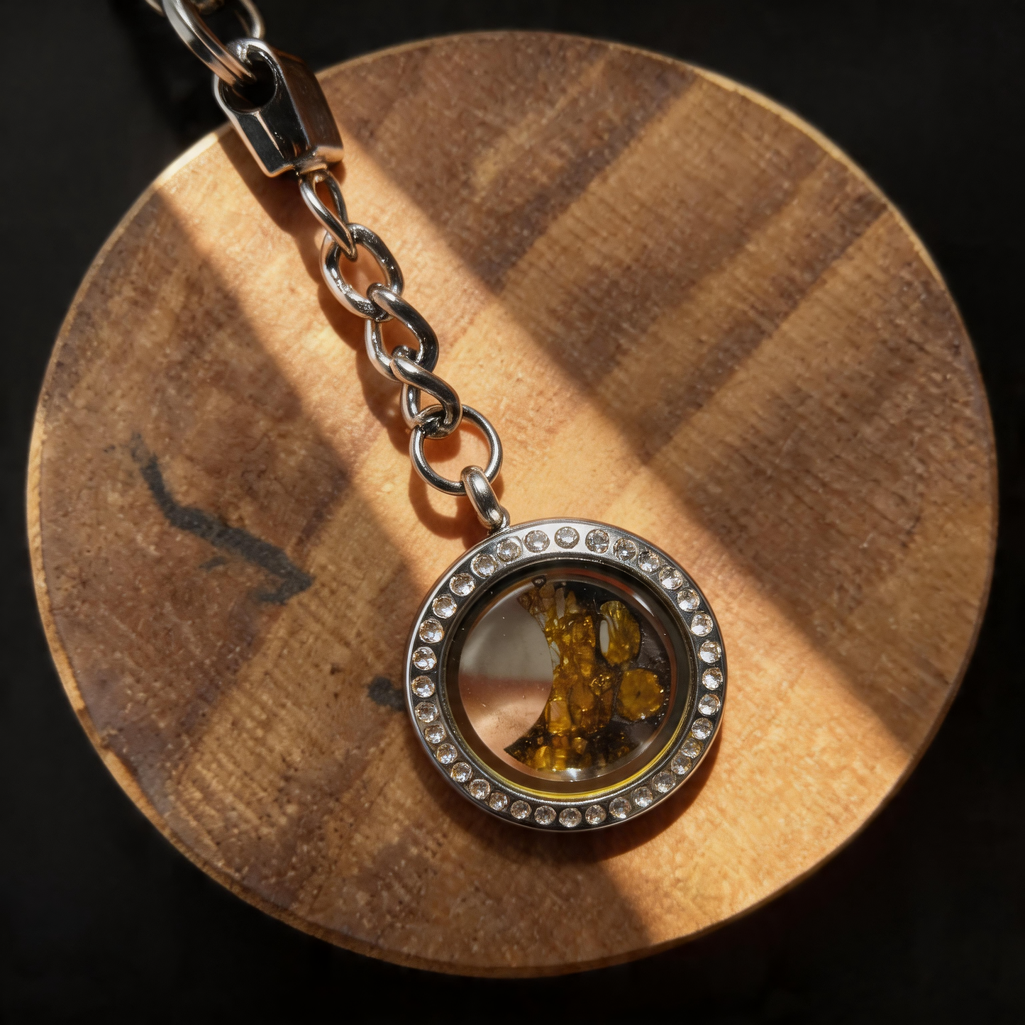 Porte-clés Pendentif Météorite Pallasite Sericho - Pierre Authentique de l’Espace avec Certificat