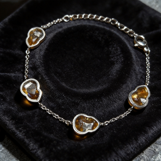 Pulsera Ajustable Inspirada en Meteorito Pallasita Sericho de Kenia | Unisex | Ajustable 17–20cm | Tono Plata con Calabaza | Caja de Regalo Incluida