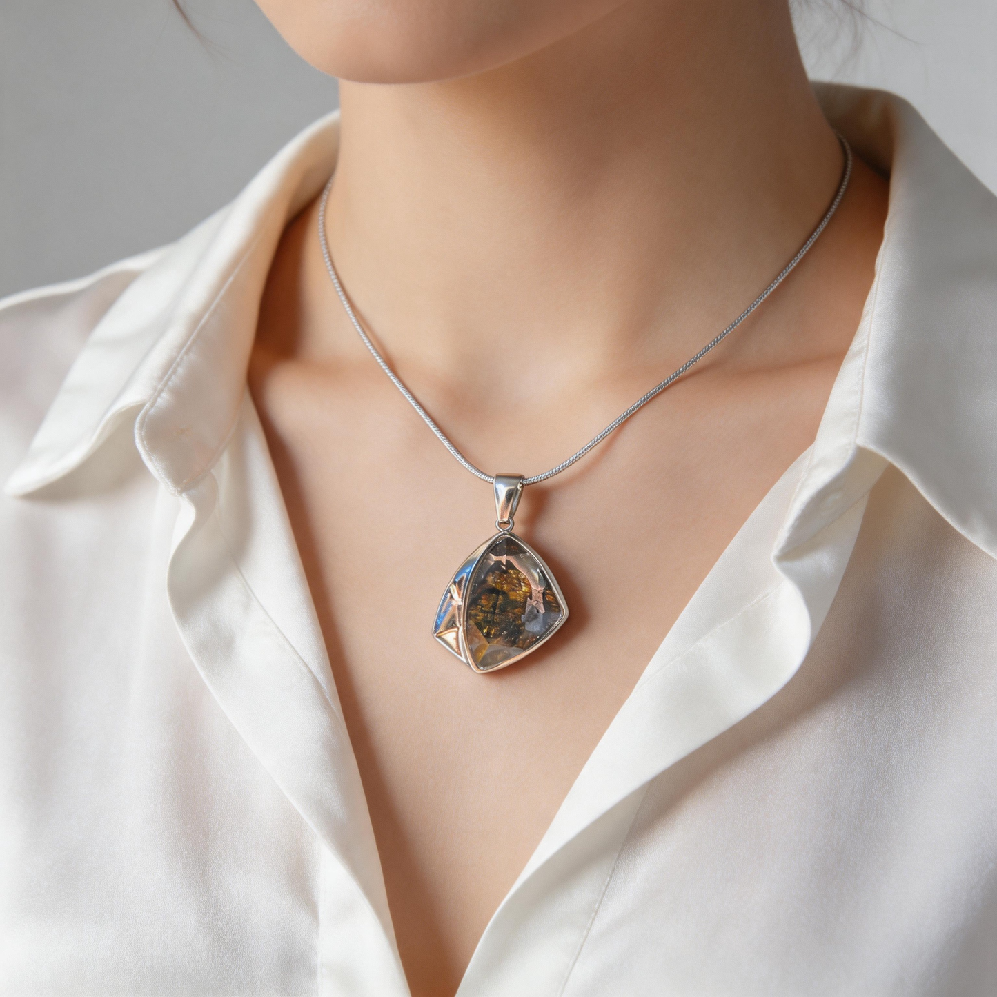 Top Quality Sericho Pallasite Meteorite Necklace, Unique Valentine's Day Gift for Her, Eyes Of Heart Space Jewelry, Real Meteorite Pendant
