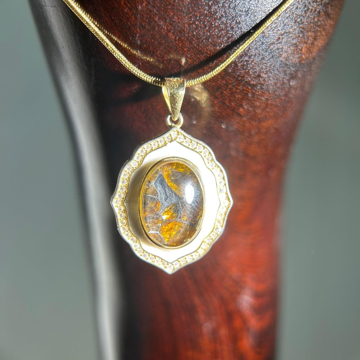 925 Sterling Silver Sericho Pallasite Meteorite Oval Pendant Necklace | Halo Frame | Olivine Crystal Inlay | Gift Box + COA
