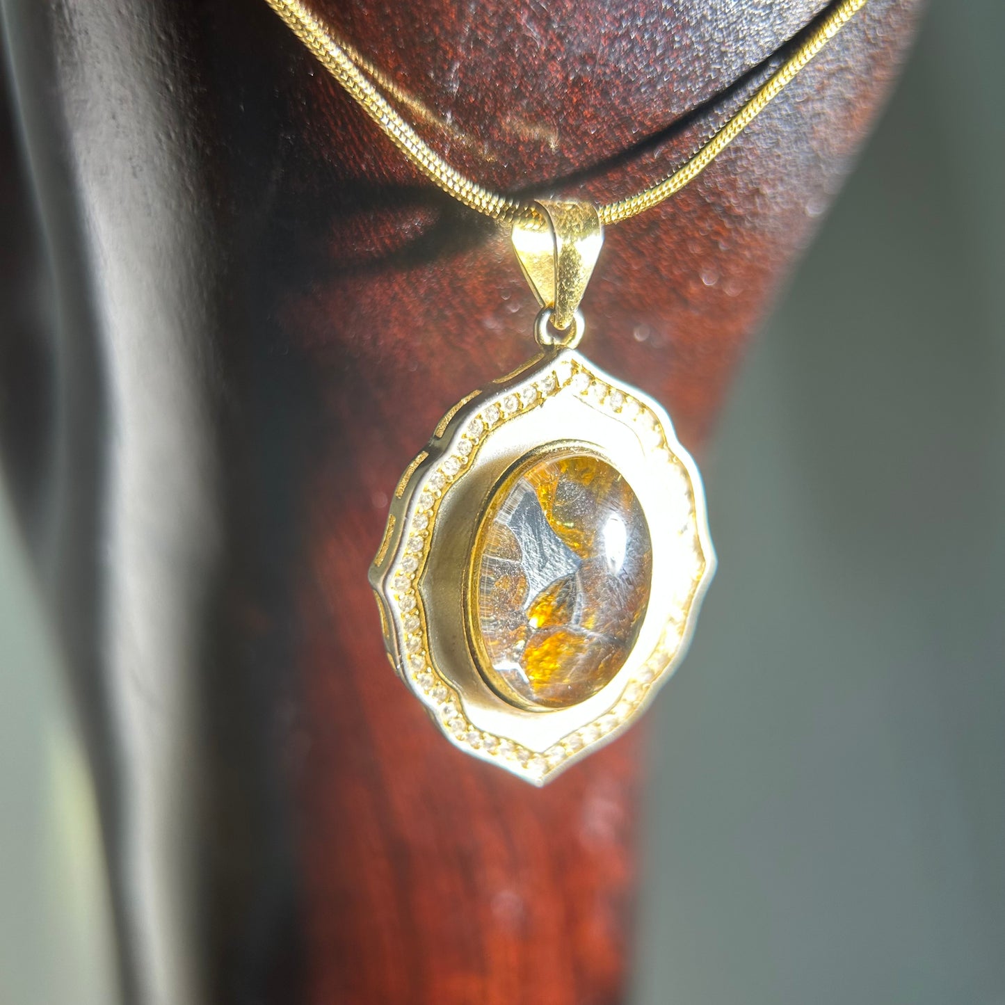 925 Sterling Silver Sericho Pallasite Meteorite Oval Pendant Necklace | Halo Frame | Olivine Crystal Inlay | Gift Box + COA