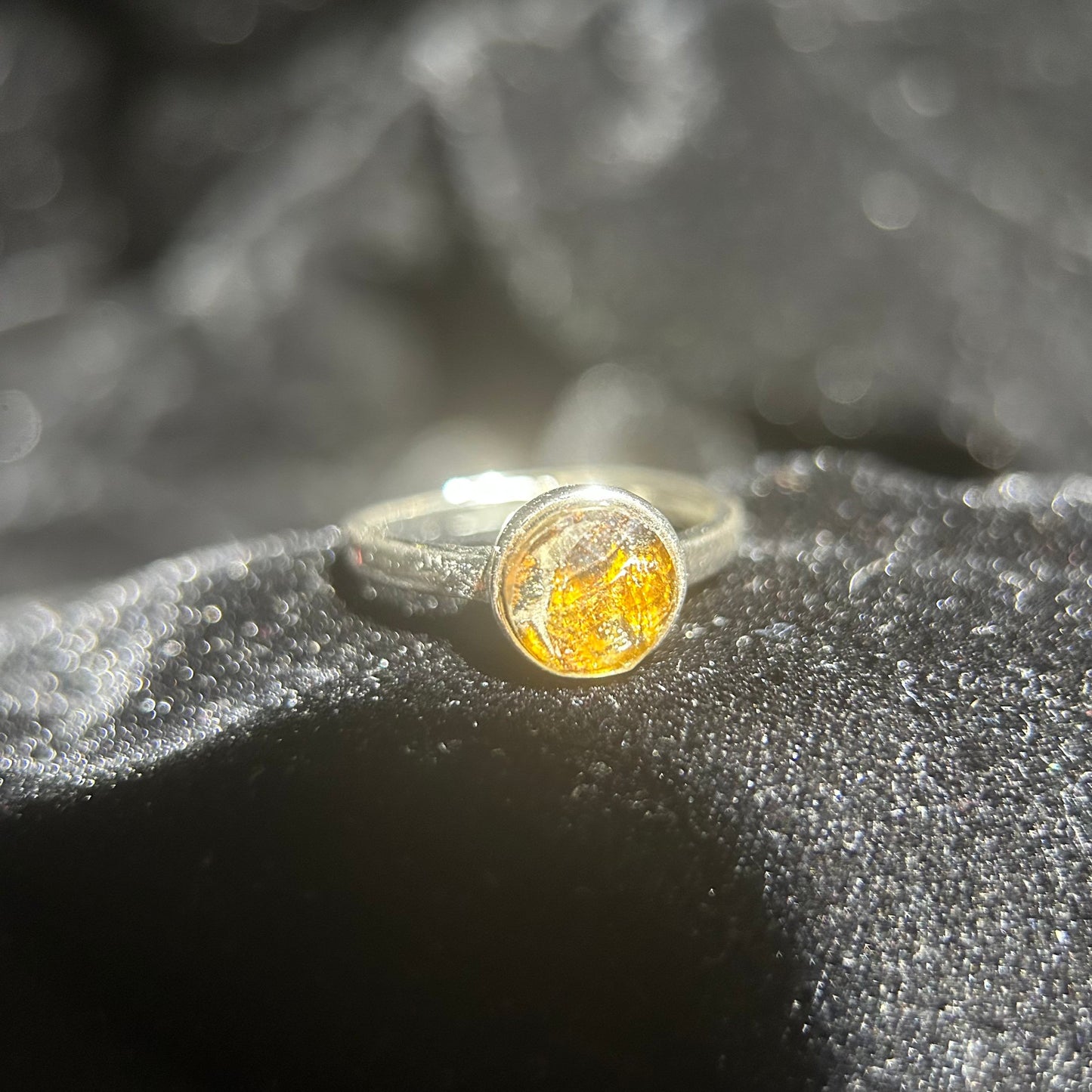 Authentic Sericho Pallasite Adjustable Ring — 8mm Round Meteorite Inlay, PVD Silver Tone, Unisex Statement Gift