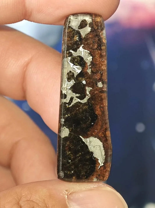 Rare Eagle Station Heihe Shengli Pallasite Slice – 50 × 6 × 4 mm – Nickel-Iron Matrix with Olivine