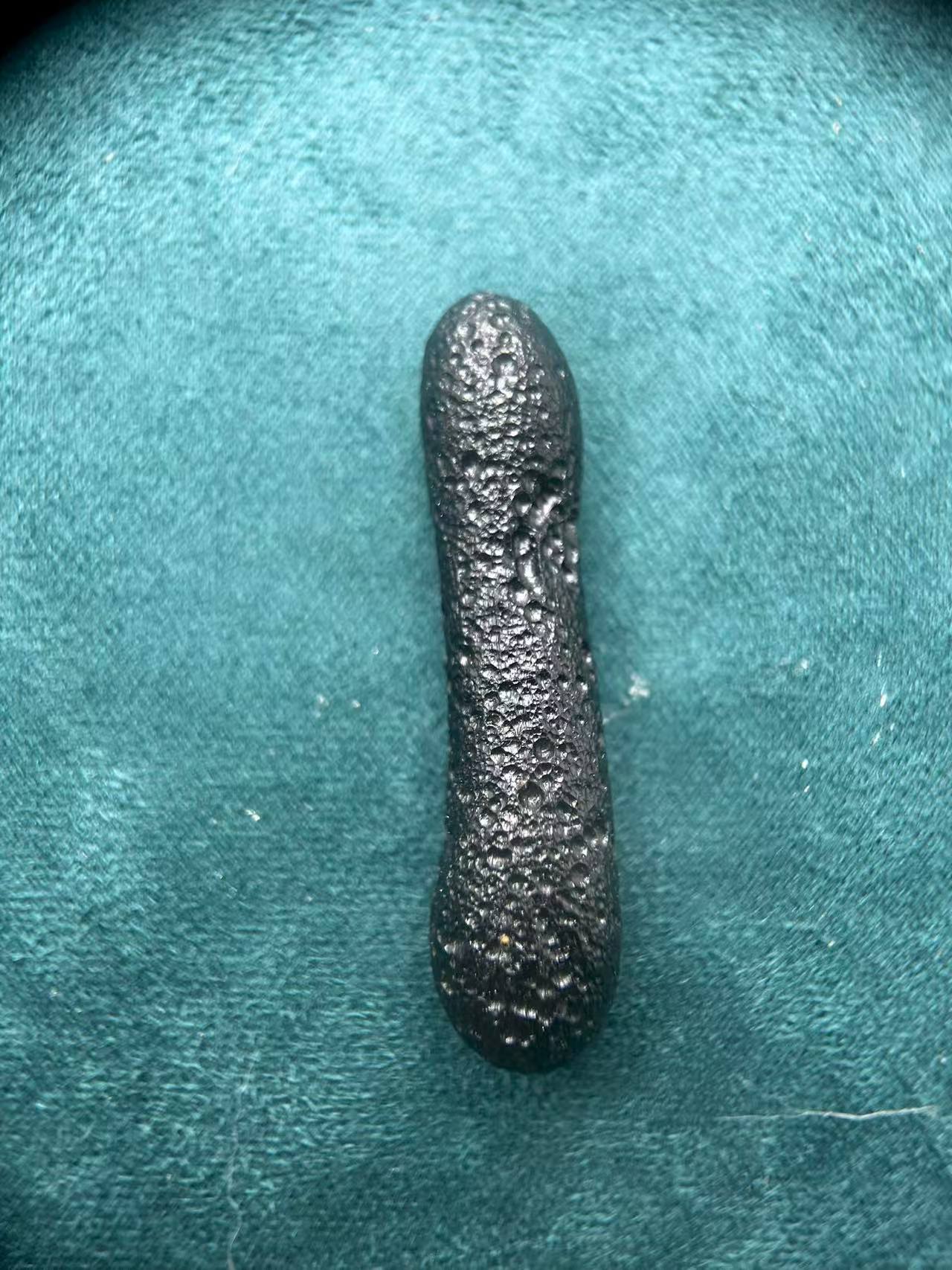 5 Raw Leigongmo Tektites: Natural Black Impactite Meteorite Debris