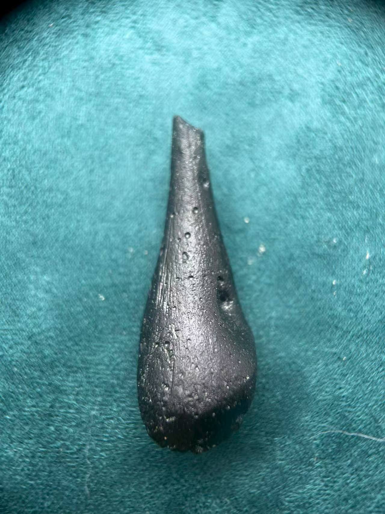 5 Raw Leigongmo Tektites: Natural Black Impactite Meteorite Debris