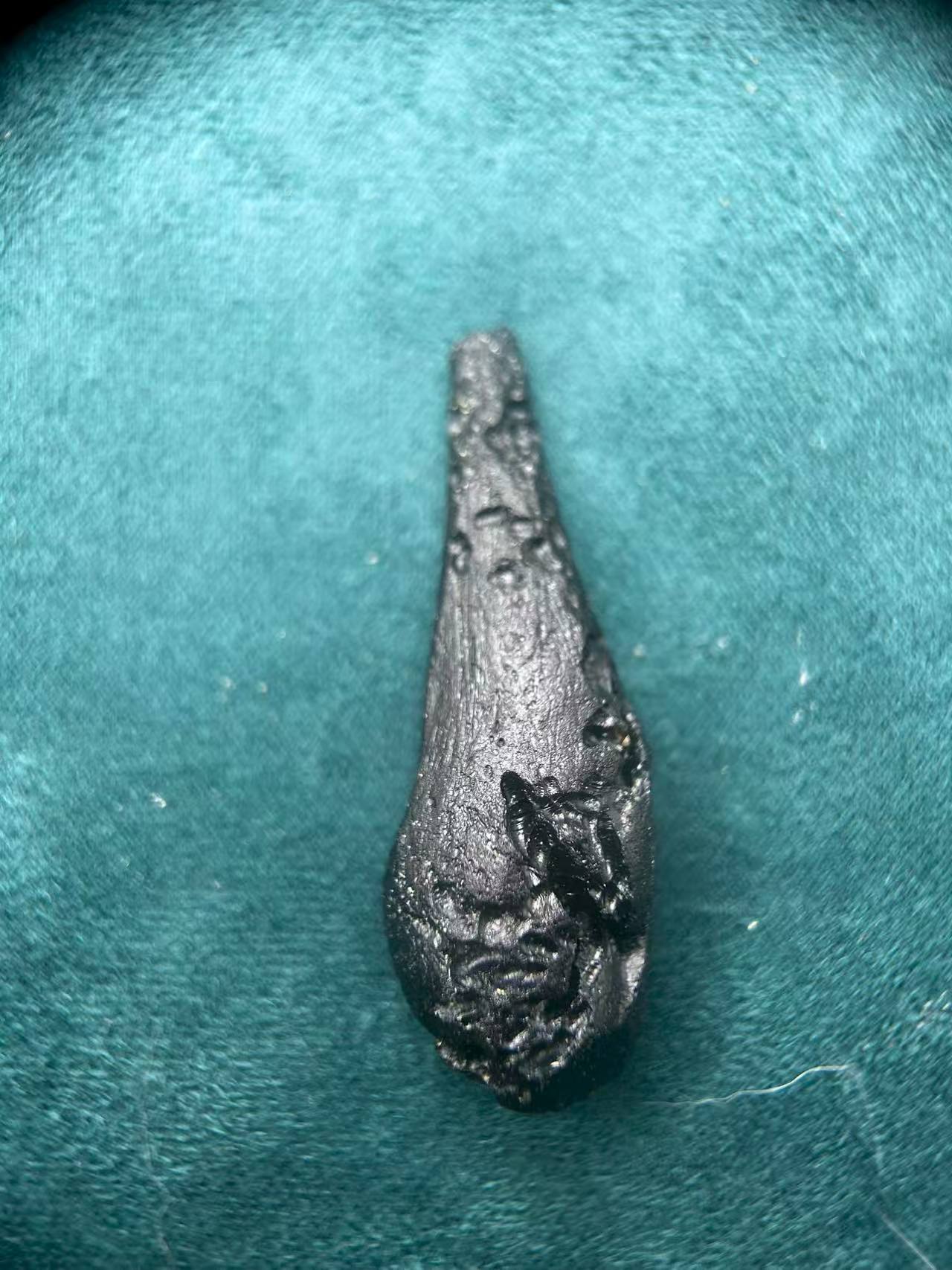 5 Raw Leigongmo Tektites: Natural Black Impactite Meteorite Debris