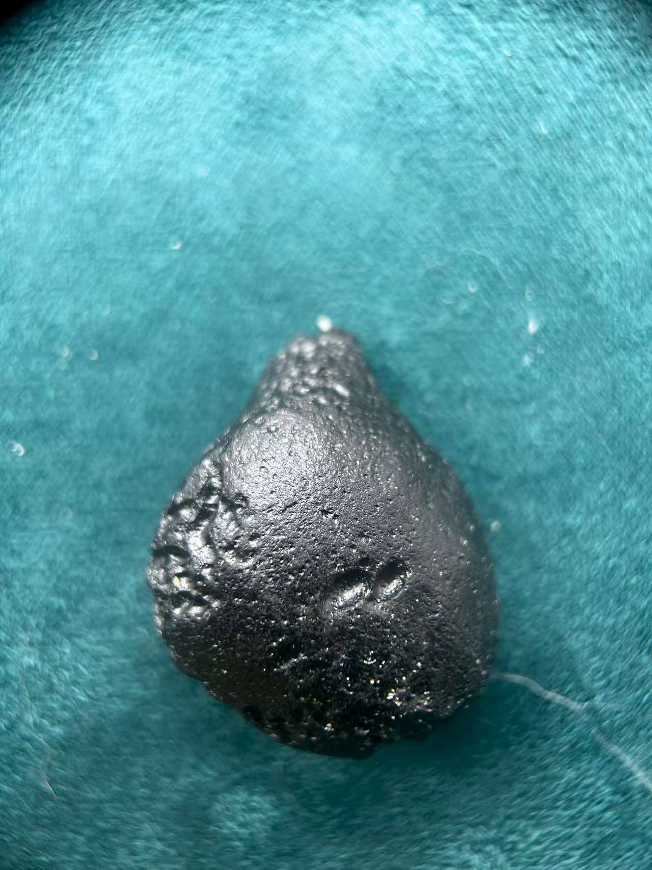 5 Raw Leigongmo Tektites: Natural Black Impactite Meteorite Debris
